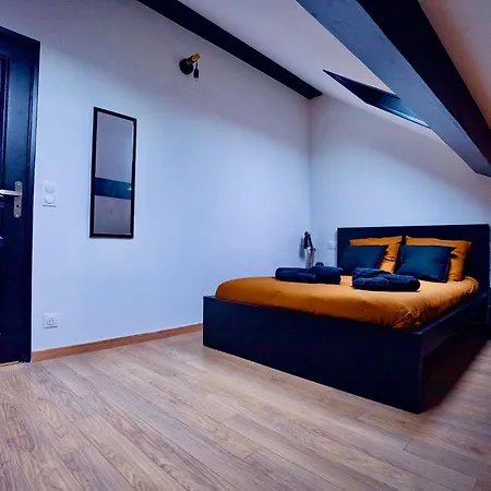 Valenstay - Duplex Stade Du Hainaut Avec Terrasse Apartment Valenciennes