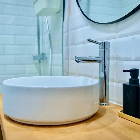 Apartment Valenstay - Duplex Stade Du Hainaut Avec Terrasse Valenciennes